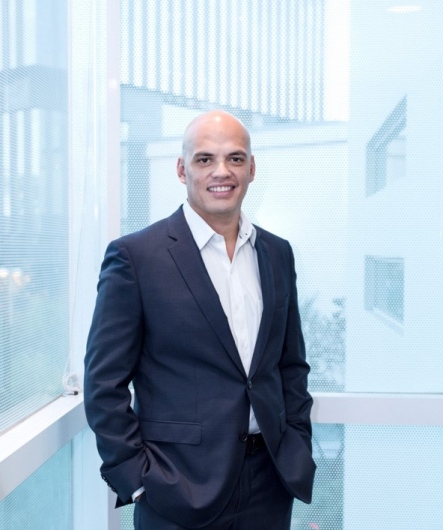 Dr. marroquin batres (Marroquin & Sandoval) Logo